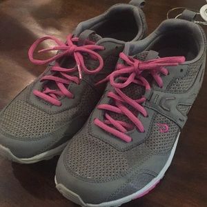 Olukai kia’i trainer 8.5